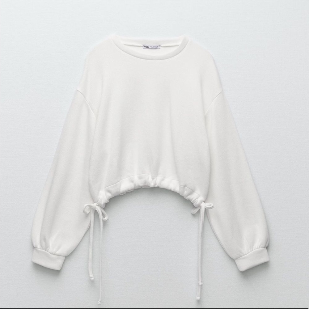 Zara - white knit crop sweatshirt